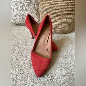 Madewell Suede and Leather Pumps in Cherry 🍒 Size 8